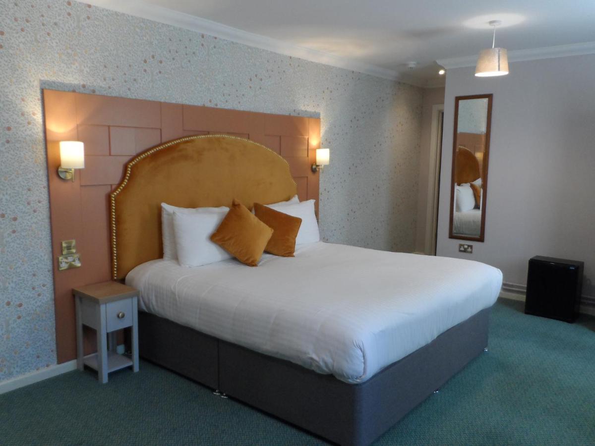 Stanton House Hotel สวินดอน ภายนอก รูปภาพ